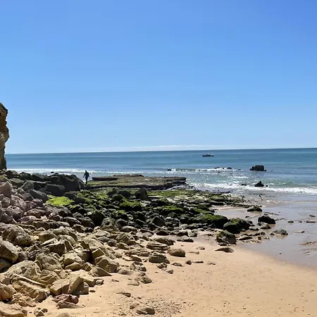 Medronheira By Check-in Portugal البوفيرا